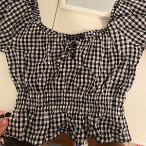 Abercrombie and Fitch top size XS